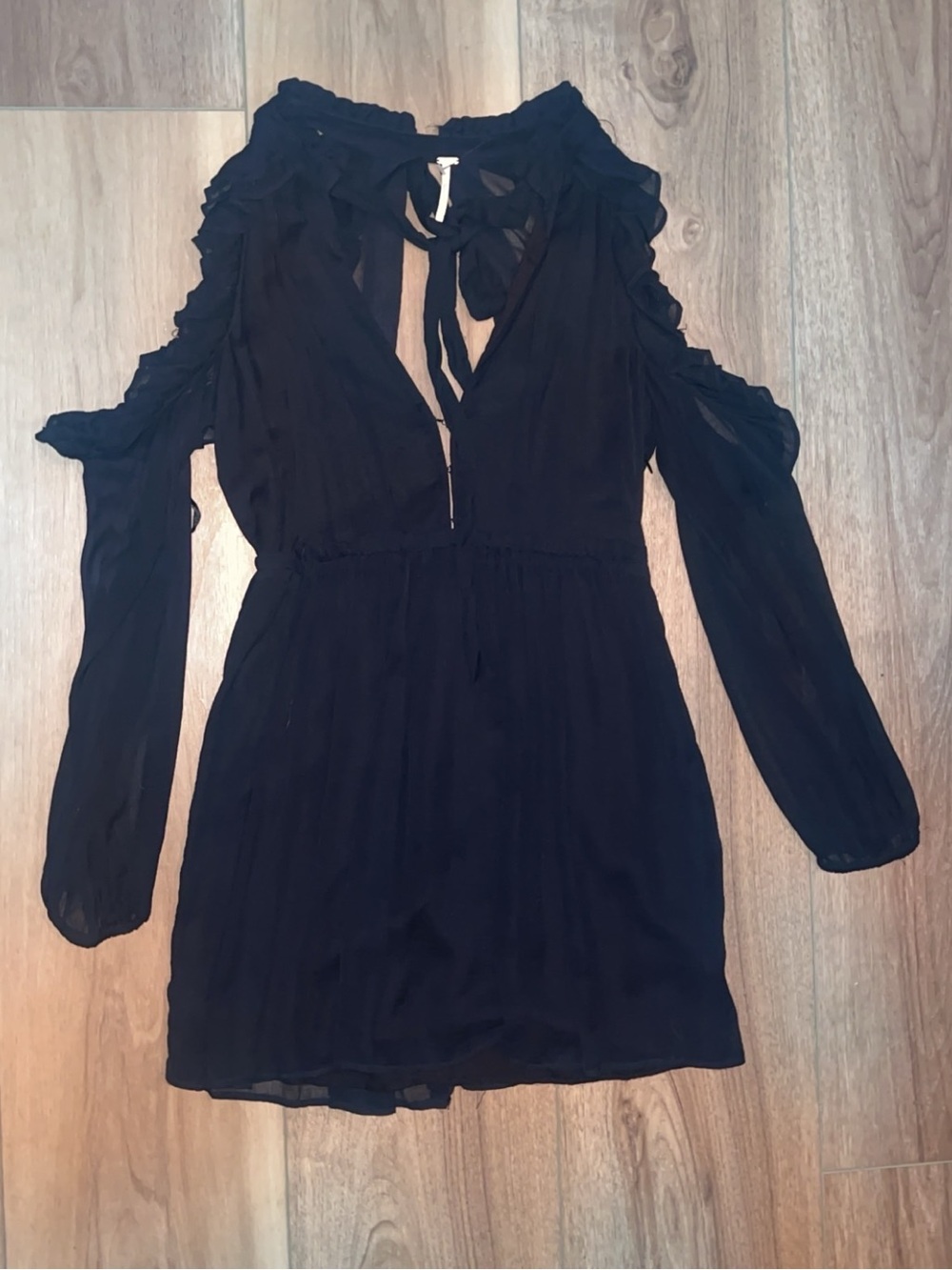 Free People - Black Cold-Shoulder Long Sleeve Dress